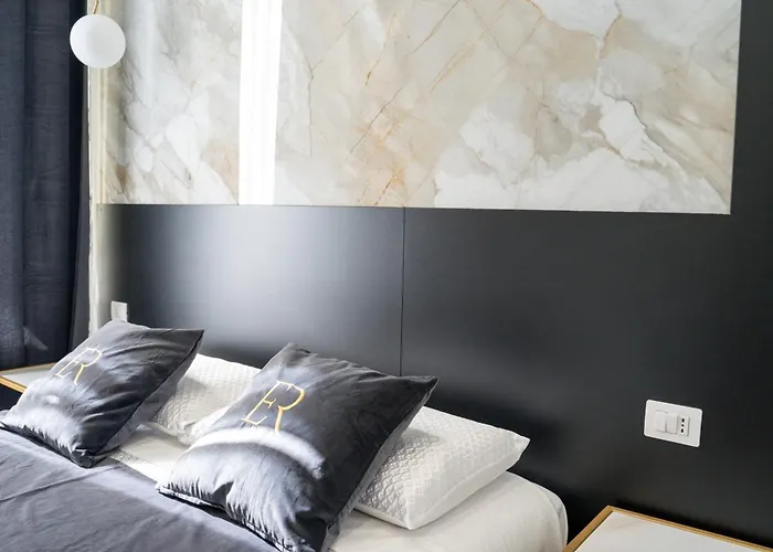 Elite Rooms