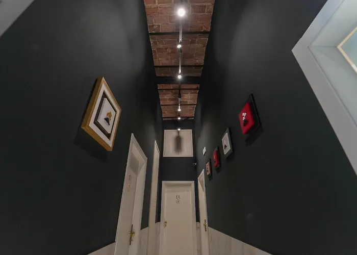 Elite Rooms